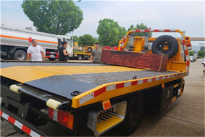 五指山附近拖车电话号码服务